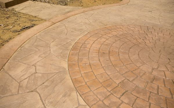 Cost of Concrete Overlay Service in Lynnwood