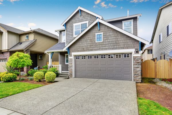 Cost of Driveway Acid Washing in Lynnwood